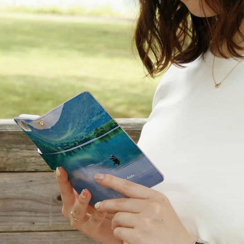 【手帳型】湯の湖のアングラー