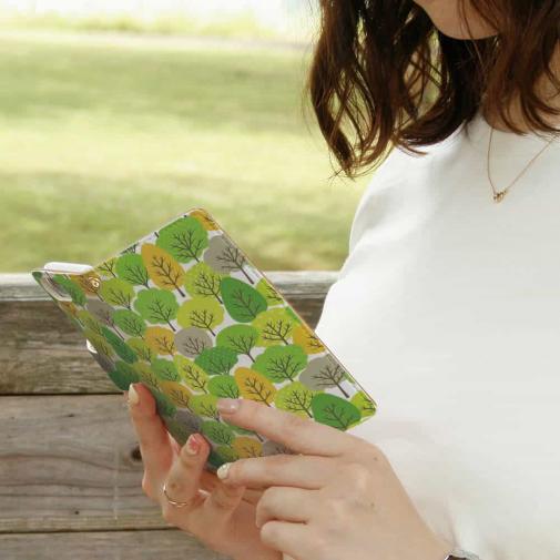 秋の森　イラスト