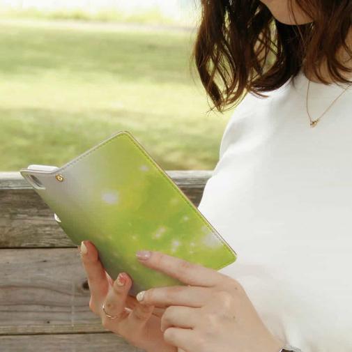 グリッター　木漏れ日のグリーン