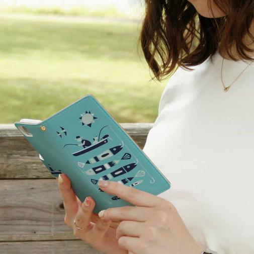 【手帳型】【釣りざんまい】愛犬と釣りを楽しむアングラー_カラフルミントブルー