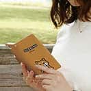 【手帳型】【ワカボンド】WAKAMAKAシリーズ 赤柴犬かぶりものとシバアカ