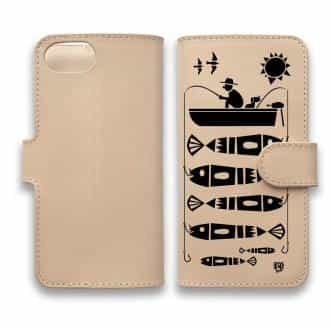 【手帳型】【釣りざんまい】本革 愛犬と釣りを楽しむアングラー