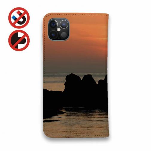 【手帳型ベルトなし】【Stick Case】磯の上の夕暮れ