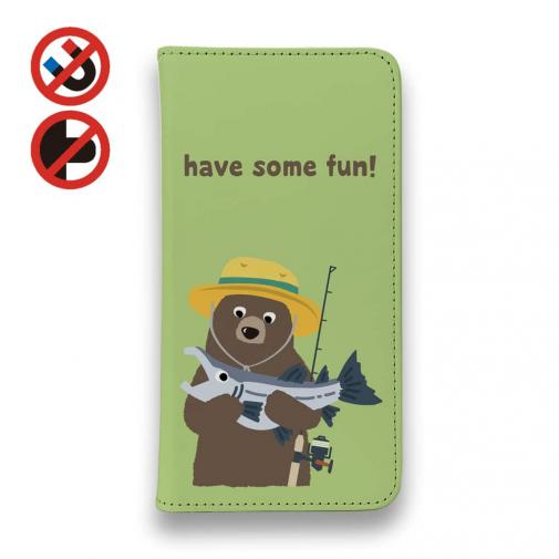 【手帳型ベルトなし】【Stick Case】【釣りざんまい】クマさんサケ釣りを楽しむ