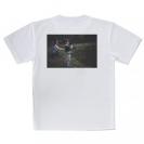 【Tシャツ】釣りをする少年